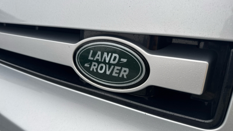 Land Rover Defender 90 Diesel 3.0 D250 Hard Top SE Auto